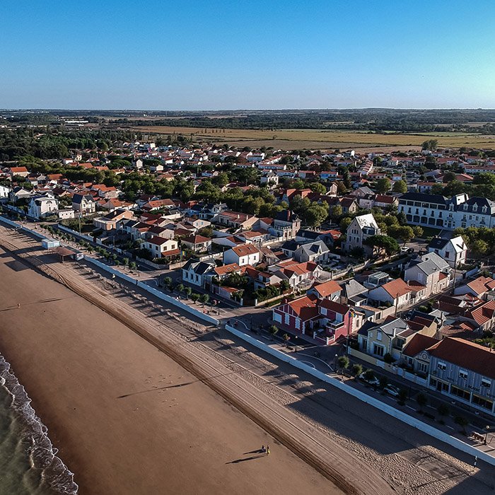 Constructeur chatellaillon plage